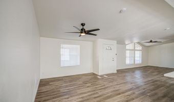 1426 S HALE Dr, Apache Junction, AZ 85120