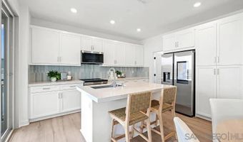 323 Honeysuckle, Oceanside, CA 92057