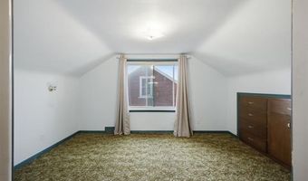 9864 Quandt Ave, Allen Park, MI 48101