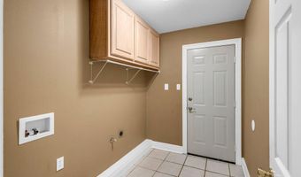 886 On The Grn, Biloxi, MS 39532