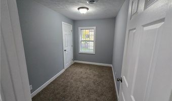 491 W Cross St, Austin, IN 47102