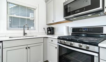 400 Ocean Ridge Dr, Atlantic Beach, NC 28512