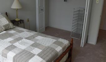 4360 IVYMOUNT Ct 32, Annandale, VA 22003