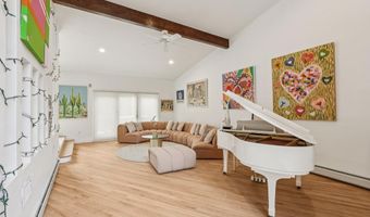 16 SCHAFFER Rd, Alpine, NJ 07620