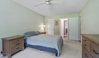 311 Wellington Pl, Aberdeen, NJ 07747