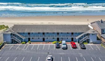 137 S PACIFIC St 13, Rockaway Beach, OR 97136
