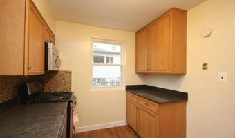 1901 N QUEBEC St N Upper Unit, Arlington, VA 22207