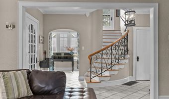 815 S PIERCE Ave, Appleton, WI 54914