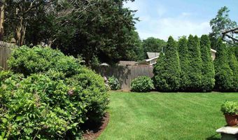 703 Breakers Ave, Absecon, NJ 08201