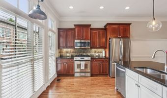805 Highland Green Way NE, Atlanta, GA 30306