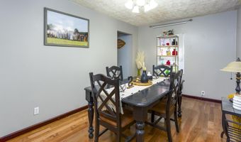 688 Saunders Hollow Rd, Barboursville, WV 25504