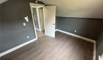 520 Ardella Ave, Akron, OH 44306