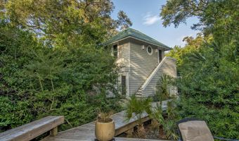 6 Keypost Ct, Bald Head Island, NC 28461