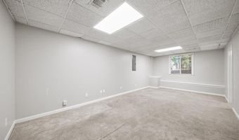 1528 Oakleaf Dr, Auburn, GA 30011