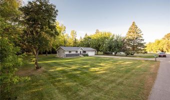 1706 Oak Knoll Dr NE, Alexandria, MN 56308