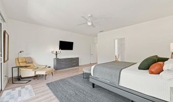 2104 Golfview Dr, Auburn, IN 46706