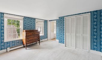 26 Grove St, Bath, ME 04530