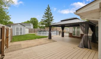 110 Navarre Ct, Auburn, IN 46706