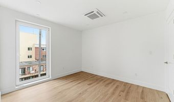 1035 Commonwealth Ave 606, Boston, MA 02215