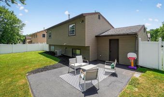 50 Meadow Ln, Albany, NY 12208