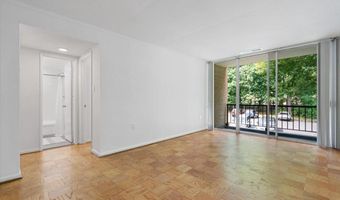 4355 IVYMOUNT Ct 27, Annandale, VA 22003