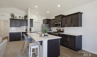 1511 Yellowstone St, Caldwell, ID 83607