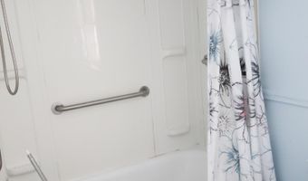 7 Frog Holler Ln, Augusta, ME 04330