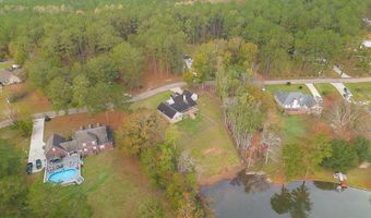 39 Cove Lake Rd, Carriere, MS 39426