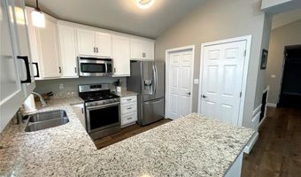 259 Jacob Ln, Ballwin, MO 63021