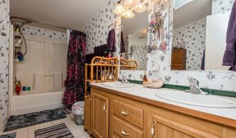105 N COYOTE Rd, Apple Valley, UT 84737