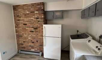 37 Liberty St, Clinton, CT 06413