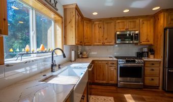 2264 Parker Canyon Rd, Bonners Ferry, ID 83805