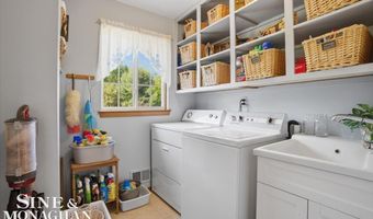 8892 Marr Rd, Almont, MI 48003