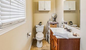 101 Huey St, Boiling Springs, SC 29316