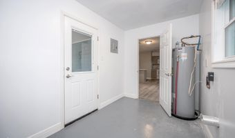 206 Beverly Dr, Ocean Springs, MS 39564