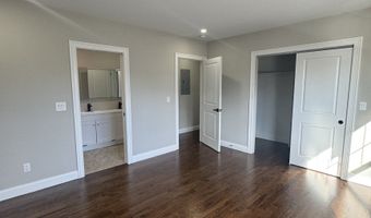 281 Harriet St 281, Bridgeport, CT 06608