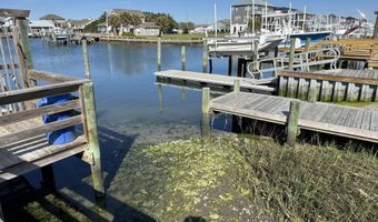 602 W Fort Macon Rd 116, Atlantic Beach, NC 28512