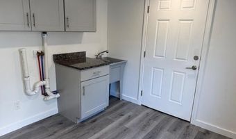 5 N Vigue Shore Rd, Albion, ME 04910