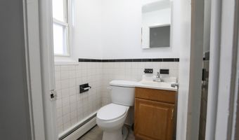1 Camelot Dr Apt 2, Bloomfield, CT 06002