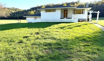 332 Township Road 153, Adena, OH 43901