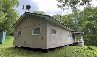 248 Cowan Rd, Averill, VT 05901