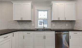 41 Wellesley Ave, North Providence, RI 02911