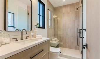 16711 Moorpark St, Encino, CA 91436