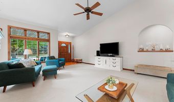 4732 N PROVIDENCE Ave 301, Appleton, WI 54913