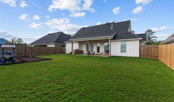 24 Turtle Creek Dr, Benton, LA 71006