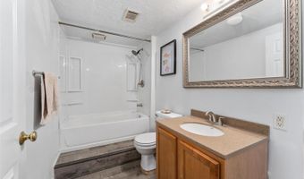 55119 5TH St, Astor, FL 32102