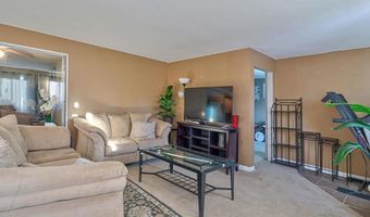 524 Parkbrook St, Spring Valley, CA 91977