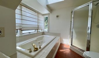 59 Cedar St, Belfast, ME 04915