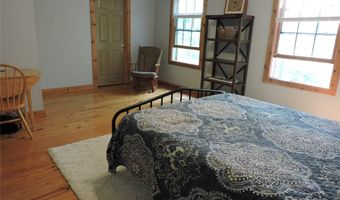 674 Johnson's River Bend Ln, Bakersville, NC 28705