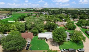 802 N Spears St, Alvarado, TX 76009